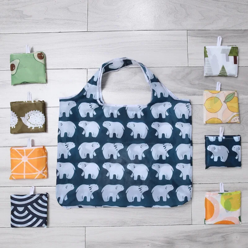 Geantă drăguță Capybara de mare capacitate pentru cumpărături cu păpușă Geantă portabilă ușoară Organizator creativ pliabil din pânză pentru călătorii