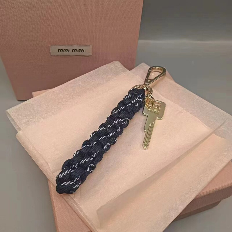 Tīras, ar rokām darinātas, austas āķa somas kulons, pīts virves šarms, radošs modes auto atslēgu piekariņš rokassomu aksesuāri