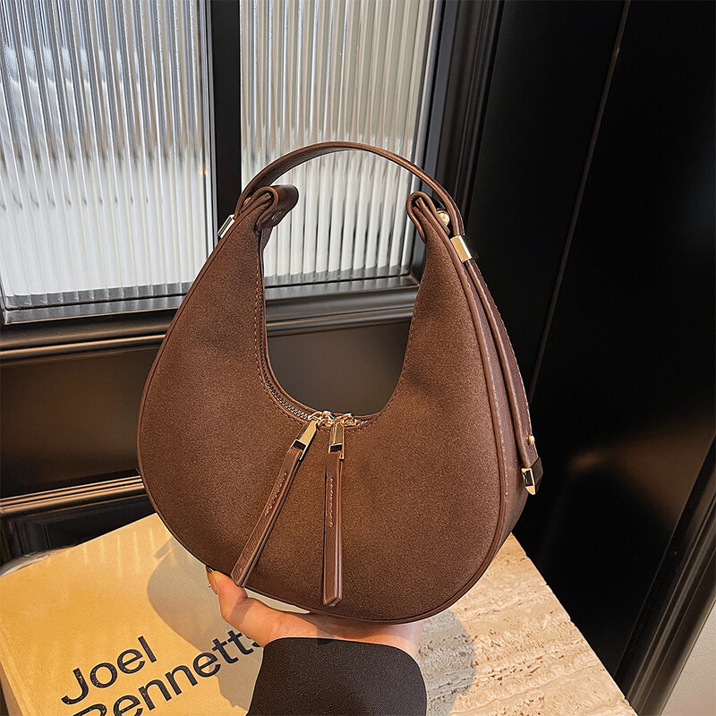 Genți de modă Half Moon Geantă de umăr pentru femei din piele intoarsa artificiala Geanta de mână vintage Închidere cu fermoar Geanta hobo șic Genți la subrat de înaltă calitate