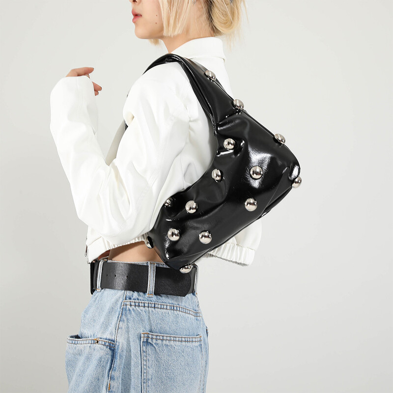 Torbice s nitnama Torba na rame Y2K torbica Trendy za žene Ručna torbica ispod pazuha Mekana kožna jesenska torbica Chic Hobo torba u punk stilu