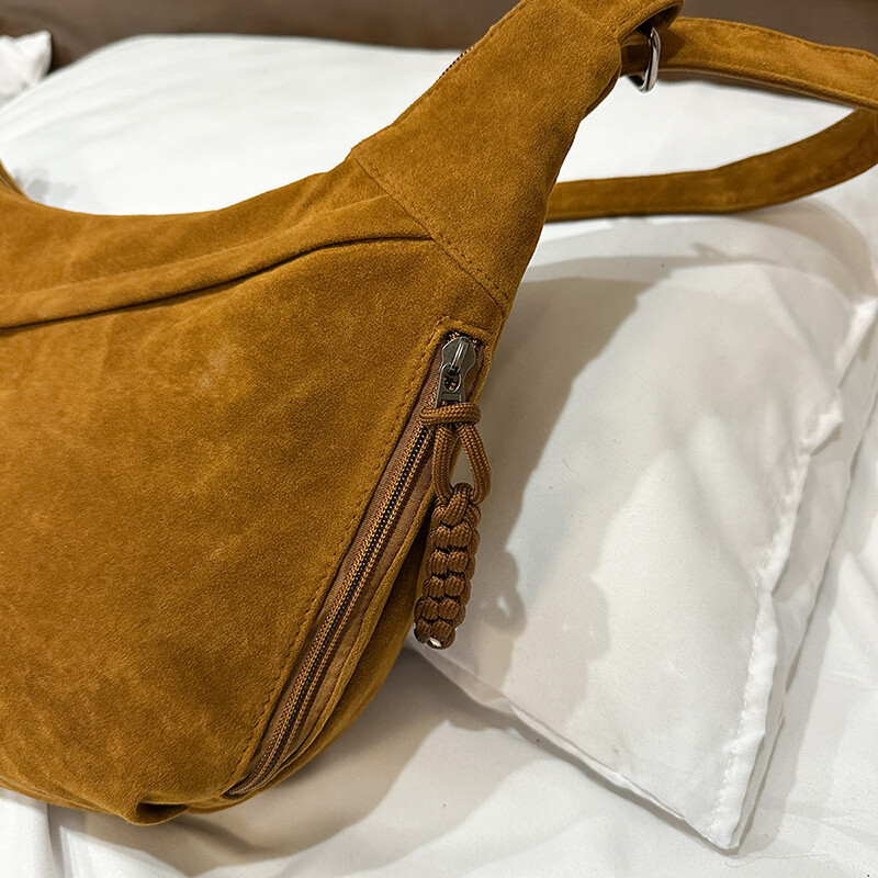 Genți Messenger Retro Crossbody pentru femei Faux Suede Culoare Pură Geantă Hobo de umăr de mare capacitate, iarna 2025 Cele mai noi genți de mână pentru doamne