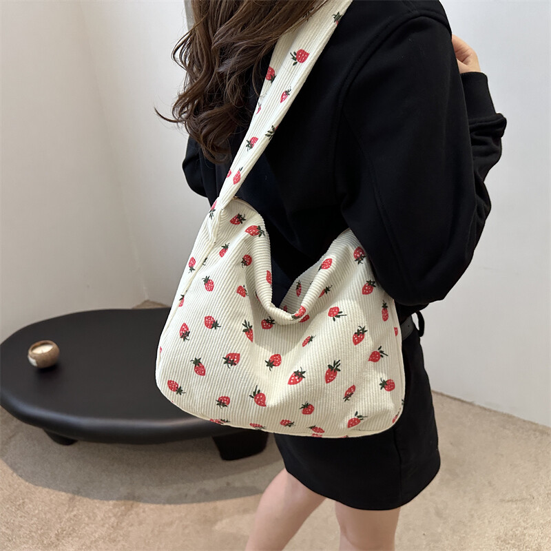 Sieviešu velveta plecu soma Jauka zemeņu soma, soma, soma, soma, soma iepirkšanās randiņiem