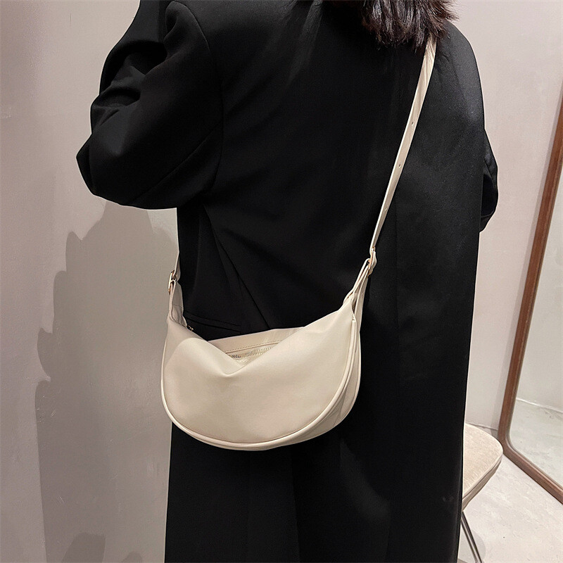 Nove modne ženske torbice na rame Hobos Sac od meke kože za žene, široke Feamel Half Moon torbice i ručne torbice