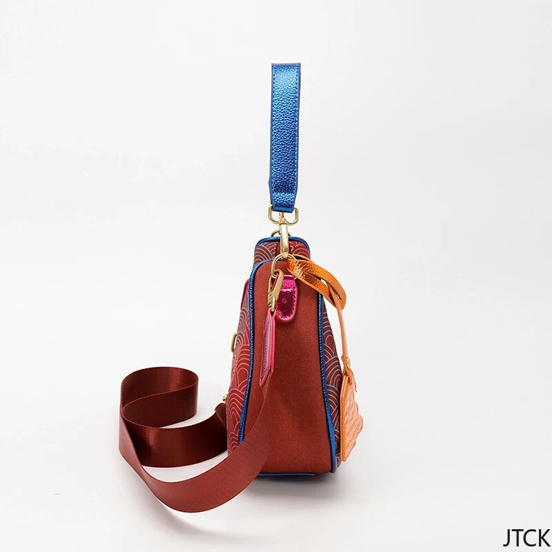 2025. Novi dizajn Ženska torba ispod pazuha Niche Personalizirana gradijentna boja Torba ispod pazuha Torba za rame s otisnutom orlovskom glavom Platnena torba