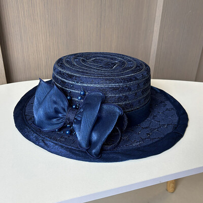 2024 Novi Ladies Fascinators Millinery Crkveni šešir Elegantna čipkana mrežasta mašna Široki obodi Šeširi ravnog vrha Fedora ženske ljetne kape za sunčanje