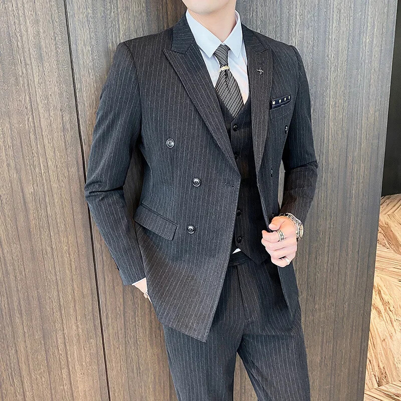 2024. gada oficiāli svītru vīriešu uzvalki, kāzu līgavainis ar dubultrindu, smokings vīrietis, lietišķs, sociāls, oficiāls tērps, 2 gab. / 3 gab.