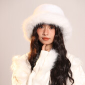 Augstas kvalitātes korejiešu kažokādas imitācijas ūdeles kausa cepure sievietēm ziemas plīša silta vienkrāsaina ausu aizsardzība plakana augšdaļa Panama bob vāciņš