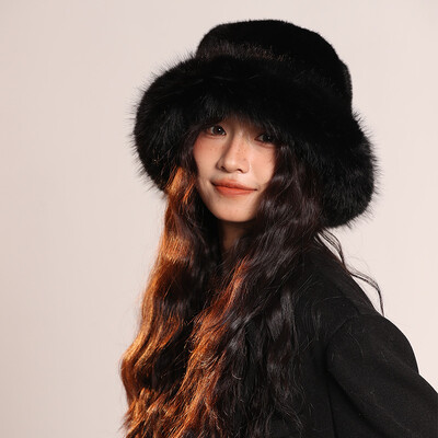 Augstas kvalitātes korejiešu kažokādas imitācijas ūdeles kausa cepure sievietēm ziemas plīša silta vienkrāsaina ausu aizsardzība plakana augšdaļa Panama bob vāciņš