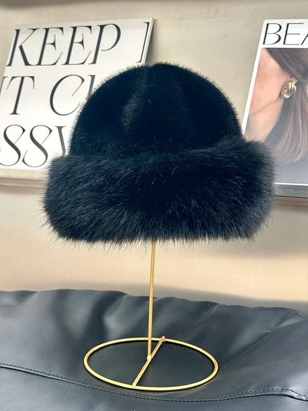 Jauns stils Viltus lapsas ūdeles kažokādas cepures Super mīkstas sieviešu ziemas mākslīgās kažokādas cepure Kokvilnas odere Silta krievu modes slēpošanas pupiņas plīša cieta