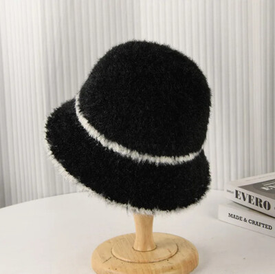 Rudens un ziemas japāņu svītrainām krāsām atbilstoša kausa cepure Sieviešu gadījuma daudzpusīga āra ceļojumu silta vēja necaurlaidīga baseina cepure