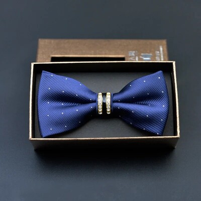 Meeste kikilips Stiilsed lipsud härrasmeestele Kitsad lipsud Stiilsed värvilised kikilipsud Erilistel puhkudel on saadaval erinevad stiilid