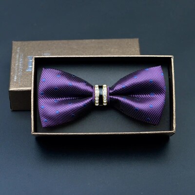 Meeste kikilips Stiilsed lipsud härrasmeestele Kitsad lipsud Stiilsed värvilised kikilipsud Erilistel puhkudel on saadaval erinevad stiilid