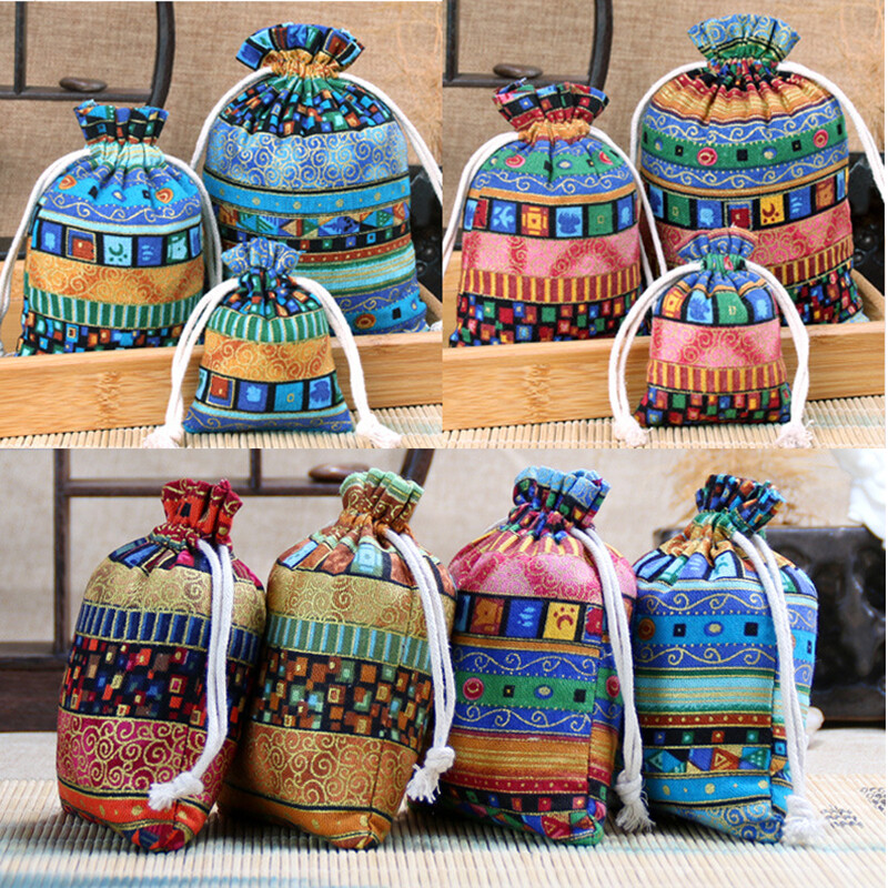 10 gab. Etniskā stila rotaslietu somas Savelkamās aukliņas maisiņš konfekšu uzkodu dāvanu maisiņš Retro rokassprādzes rotaslietu iepakojuma uzglabāšanas somas