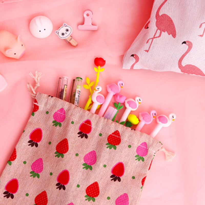 Pachet de depozitare din bumbac cu căpșuni Flamingo Geantă cu șnur Poșetă mică de călătorie pentru femei Geantă mică din pânză Husă pentru cadou de Crăciun