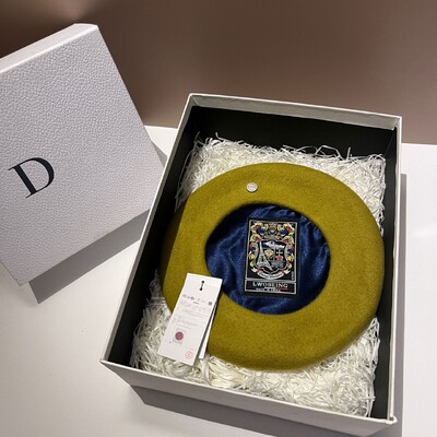 Beretă din lână pentru femei de marcă de lux Pălărie caldă de iarnă Pălărie de pictor celebritate Pălării versatile Berete pentru fată de damă șapcă plată din pâslă