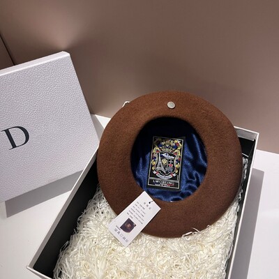 Beretă din lână pentru femei de marcă de lux Pălărie caldă de iarnă Pălărie de pictor celebritate Pălării versatile Berete pentru fată de damă șapcă plată din pâslă