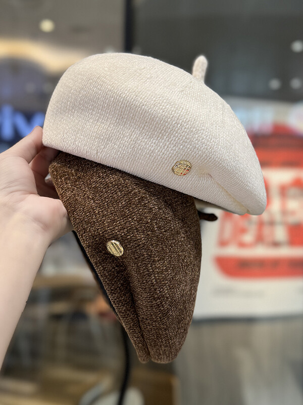 2024 Nouă Toamnă/Iarnă Snow Neil Etichetă mică Beretă Copii Versatilă Pălărie de pictor Temperament în formă de crep la modă