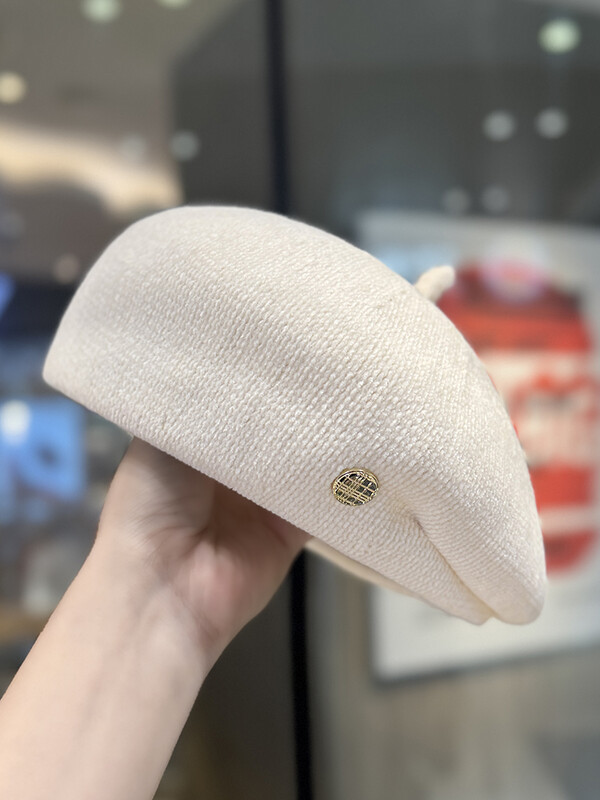 2024 Nouă Toamnă/Iarnă Snow Neil Etichetă mică Beretă Copii Versatilă Pălărie de pictor Temperament în formă de crep la modă