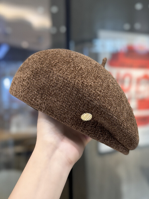 2024 Nouă Toamnă/Iarnă Snow Neil Etichetă mică Beretă Copii Versatilă Pălărie de pictor Temperament în formă de crep la modă