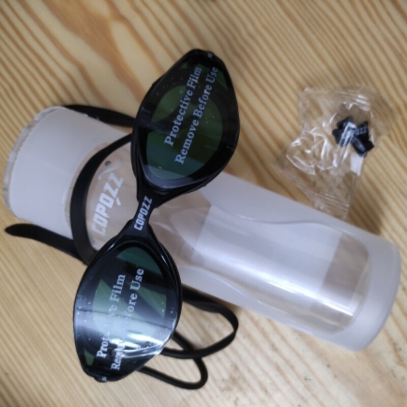 Pilnīgi jaunas profesionālās peldēšanas brilles pret aizsvīšanu, UV regulējams pārklājums vīriešiem sievietēm, ūdensizturīgas silikona peldēšanas brilles pieaugušajiem paredzētas brilles