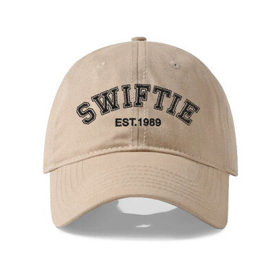 SWIFTIE 1989. gada izšūšanas beisbola cepures vīriešiem Sieviešu modes vintage mīkstas kokvilnas tēta cepure Unisex dāvanas no faniem