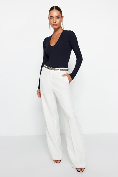 Trendyol TYZA Body tricotat pentru femei, cu decolteu în V adânc, cu închidere, primăvară, toamnă, croială elastică, mâneci lungi, topuri sexy