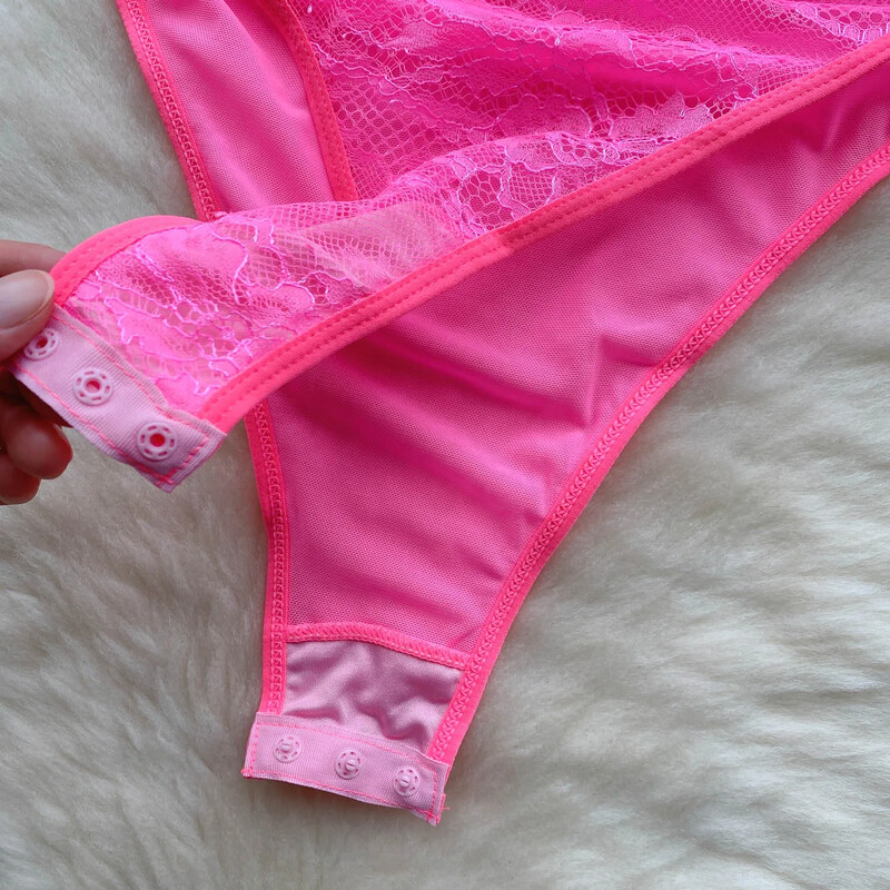 Sieviešu Hotsweet Hollow Out Vintage mežģīnes, sietveida bodiji Šiki bezpiedurkņu kombinezoni Slim Top Rompers vasaras pludmales apģērbs