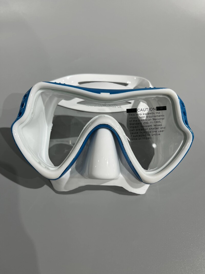 Zīmols Profesionāls silikona aprīkojums ar akvalangu masku aprīkojums Snorkel Pieaugušajiem UV Ūdensnecaurlaidīgas peldēšanas brilles Vīriešiem Sievietēm