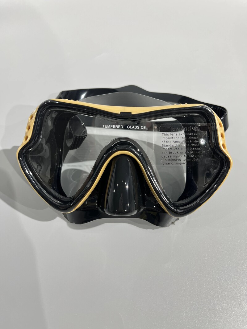 Zīmols Profesionāls silikona aprīkojums ar akvalangu masku aprīkojums Snorkel Pieaugušajiem UV Ūdensnecaurlaidīgas peldēšanas brilles Vīriešiem Sievietēm