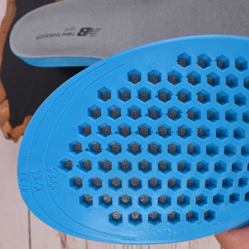 Newblance triecienu absorbējošs, elastīgs, elpojošs dezodorants, skriešanas spilvena zolītes kājām vīriešiem zolītes apaviem zole sporta zolīte