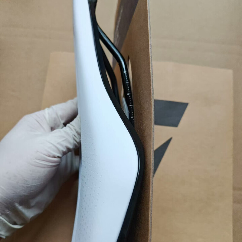 Giant Approach Mountain Highway Bike Saddle Short Nose Seat Bag Hollow Posebna udobnost