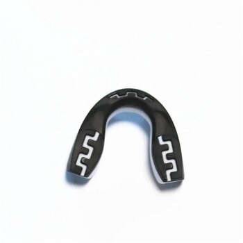 Mouth Guard Sports- Teeth 3D Technology Double Layer Boxing Mouth Guard Perfect Fit Adults with Case - Boil & Bite Mouth