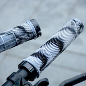 Salokāmi velosipēda rokturu slēdzene uz velosipēda aproču pretslīdes, triecienu absorbējoši kalnu velosipēda rokturi Vāks MTB BMX stieņa rokturis velosipēda dūres daļa