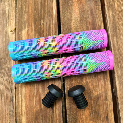 Īpaši viegli pagarināmi velosipēda rokturi Gumijas krāsas triecienu absorbējoši, neslīdoši, mīksti 160 MM stūres pārsegs riteņbraukšanas kalnu velosipēda rokturi