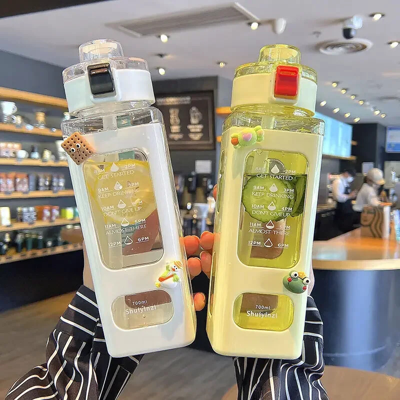 700 ml 1 gabalo baltas sportinis vandens butelis, nešiojamas puodelis „Sippy“, tinkantis važinėtis dviračiu ir nešioti lauke