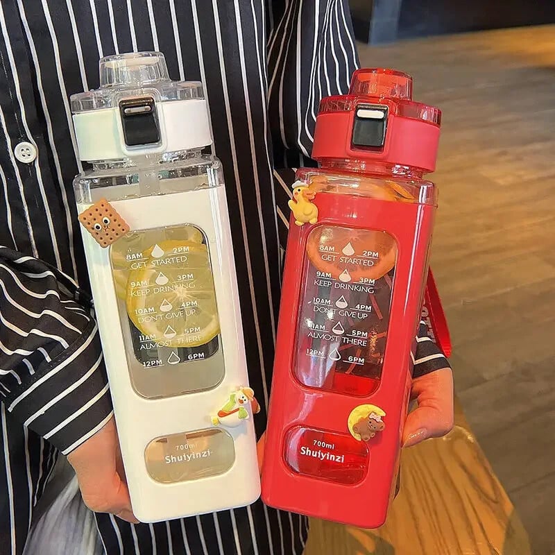 700 ml 1 gabalo baltas sportinis vandens butelis, nešiojamas puodelis „Sippy“, tinkantis važinėtis dviračiu ir nešioti lauke