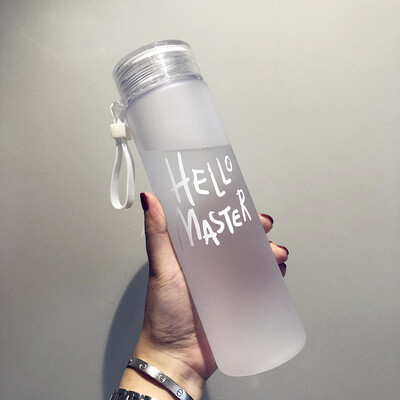 500 ml Gradient Color ūdens pudele Pārnēsājamas matētas krāsainas dzeršanas pudeles ar virvi caurspīdīgu sporta kausu āra skolai