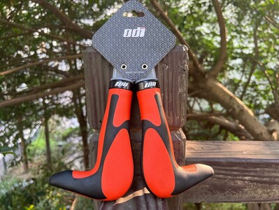 Odi biciklistički silikonski rukohvati Integralno oblikovani rogovi upravljač Biciklistički naslon za ruke Brdski sklopivi poklopac prstena za zaključavanje