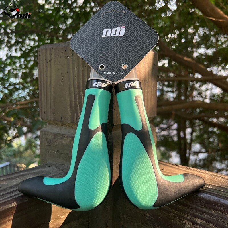 Odi biciklistički silikonski rukohvati Integralno oblikovani rogovi upravljač Biciklistički naslon za ruke Brdski sklopivi poklopac prstena za zaključavanje