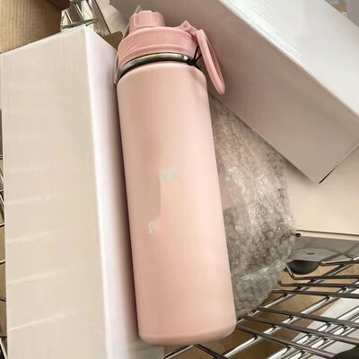 710 ml Lulu izolēts ūdens kauss sporta pudeles ūdens pudeles nerūsējošā tērauda tīra titāna vakuuma pārnēsājams necaurlaidīgs āra kauss