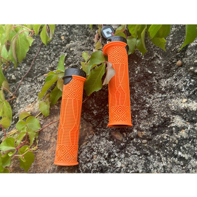 ODI silikona rokturis MTB velosipēda rokturi Mīksti kalnu velosipēdu stūres aproce Triecienizturīga velosipēda roktura stieņa rokturis aproces Velosipēdu piederumi