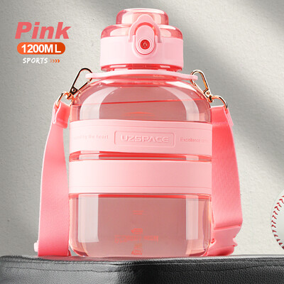 Sporta ūdens pudeles Plecu siksna Pārnēsājama necaurlaidīga Tritan plastmasas apļveida vai plakana tipa kauss āra ceļojumu tējkanna 800/1200ml