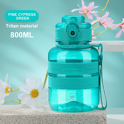 Sporta ūdens pudeles Plecu siksna Pārnēsājama necaurlaidīga Tritan plastmasas apļveida vai plakana tipa kauss āra ceļojumu tējkanna 800/1200ml