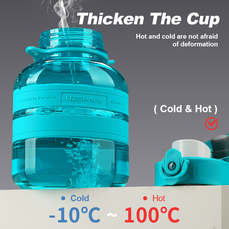 Sporta ūdens pudeles Plecu siksna Pārnēsājama necaurlaidīga Tritan plastmasas apļveida vai plakana tipa kauss āra ceļojumu tējkanna 800/1200ml