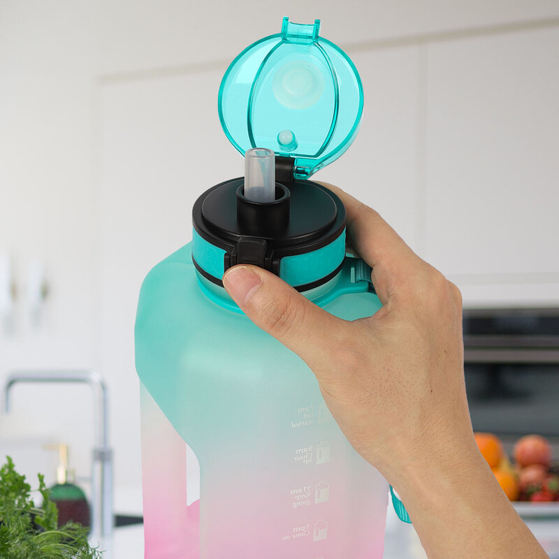 Liela ūdens pudele, 2,2 litri