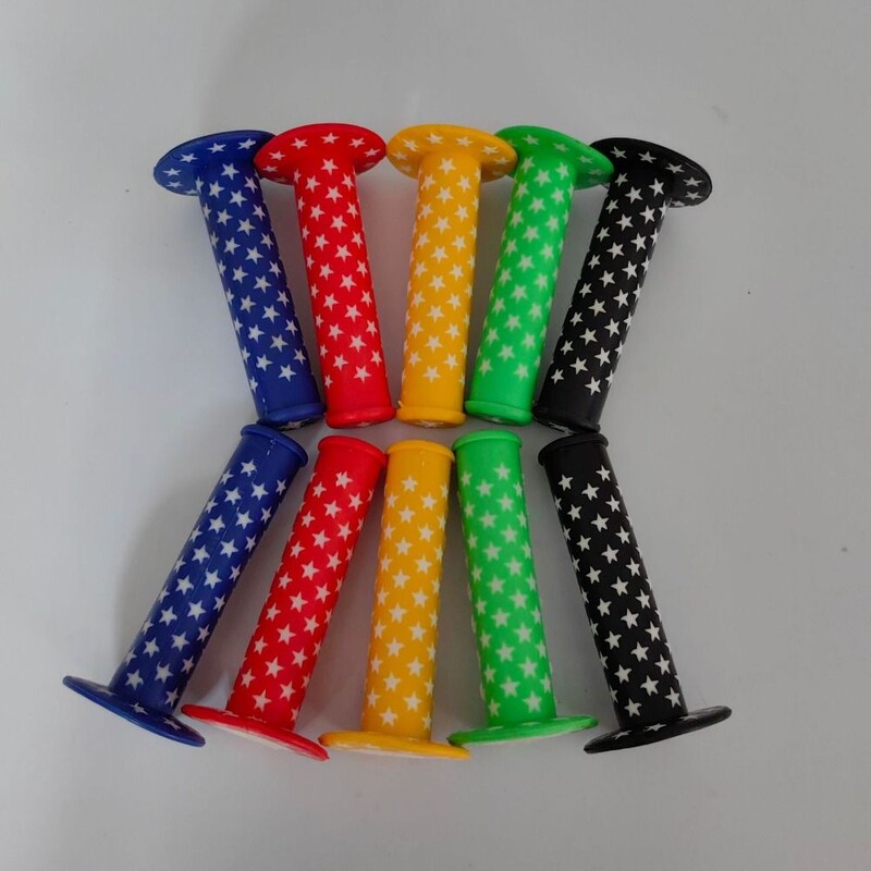 1 pāris gumijas velosipēda stūres rokturi Velosipēda piederumi 5 krāsu pretslīdes velosipēda daļas Velosipēda pārsega aizsardzība