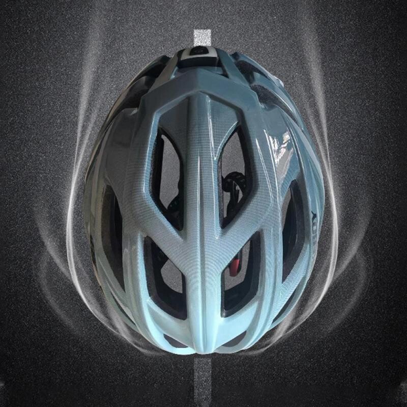 Riteņbraukšanas ķivere Vīriešu sieviešu šosejas kalnu velosipēdistu ķivere āra skeitborda skrejritenim, iebūvēta īpaši viegla ķivere