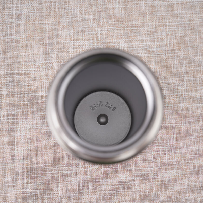 500 ml nerūsējošā tērauda termosa kauss