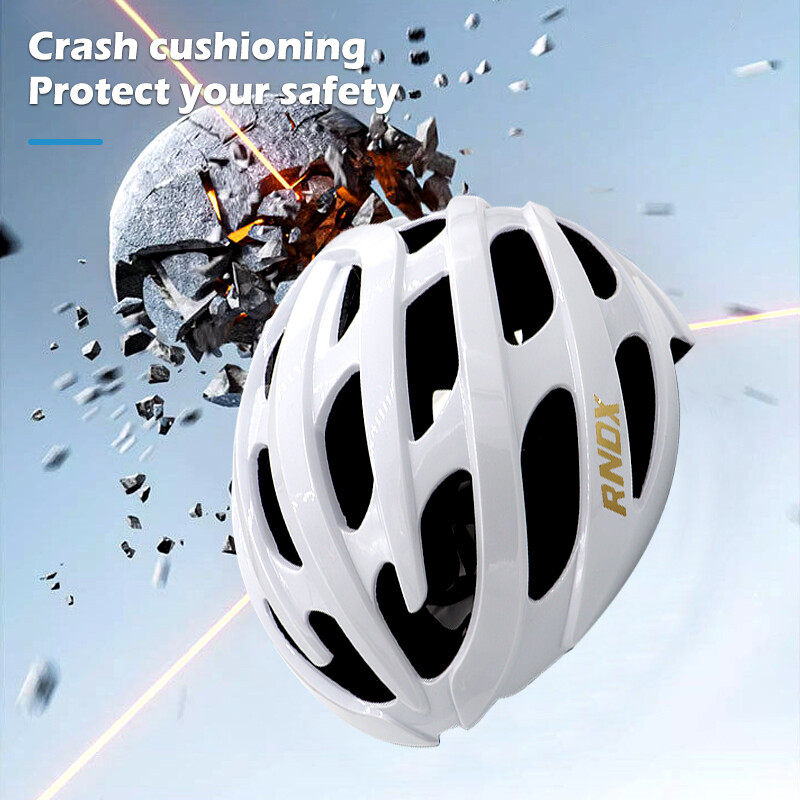 Īpaši viegla riteņbraukšanas ķivere.