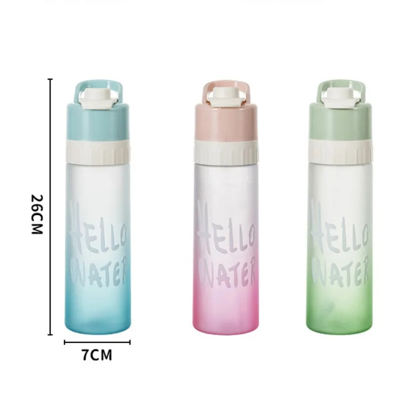 650 ml izsmidzināma ūdens pudele ar vāku lietojama cietās plastmasas glāzīte Sporta trauki kāpšanai sporta zālē, pārgājieniem, īsa dzeršana ārā